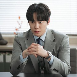 Reborn Rookie Lagi Gacor di TV, Lee Jun Young Umumkan Wamil!