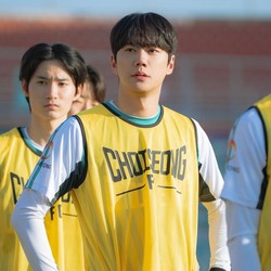 First Look Lee Jun Young di Drakor Soul-Swap Reborn Rookie
