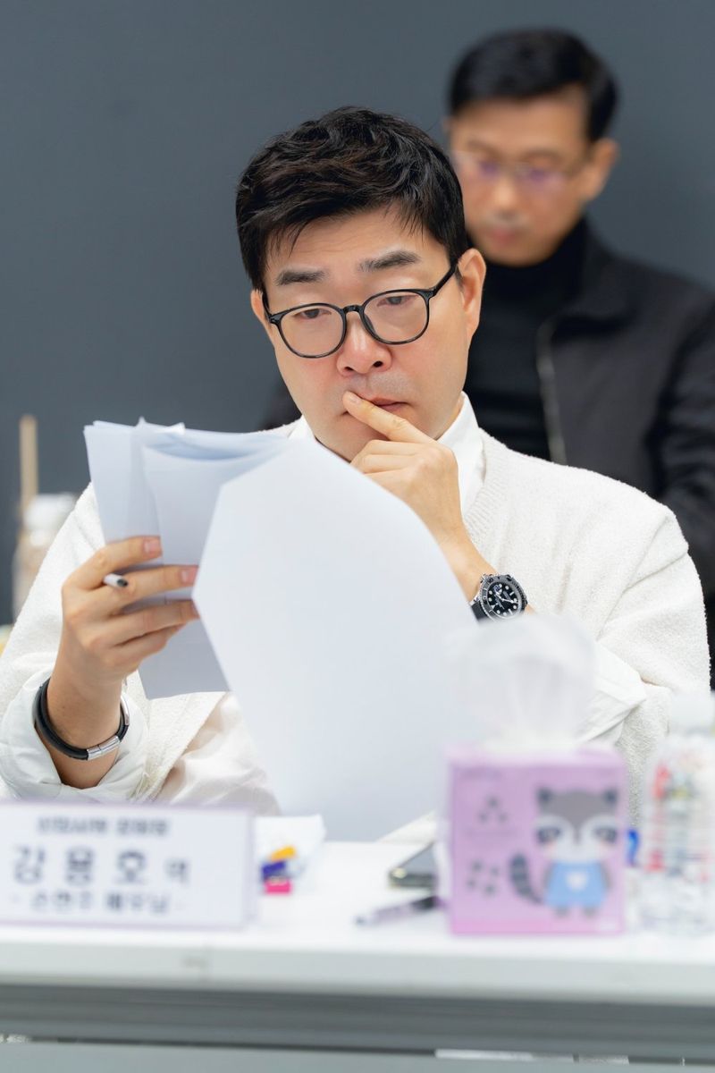 Cast drama Korea terbaru JTBC Reborn Rookie melakukan pembacaan naskah perdana.