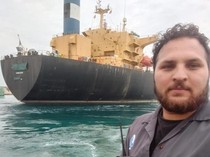Kisah ABK Terapung 24 Jam di Laut Usai Rudal Hantam Kapalnya