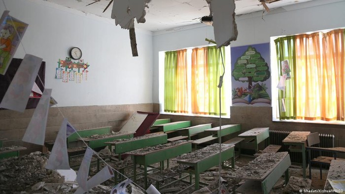 Seluruh Sekolah di Iran Ditutup, Nasib Pelajar Dipertanyakan