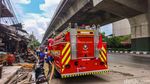 TPA Pengangsaan Dua Kembali Terbakar, Petugas Berjibaku Padamkan Api