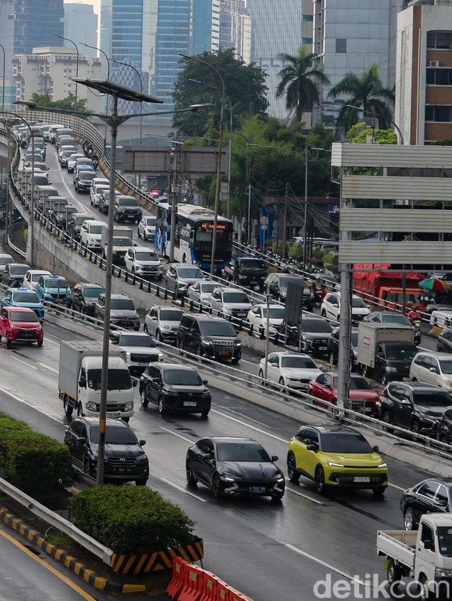 Wacana DJP Pungut Pajak Jalan Tol