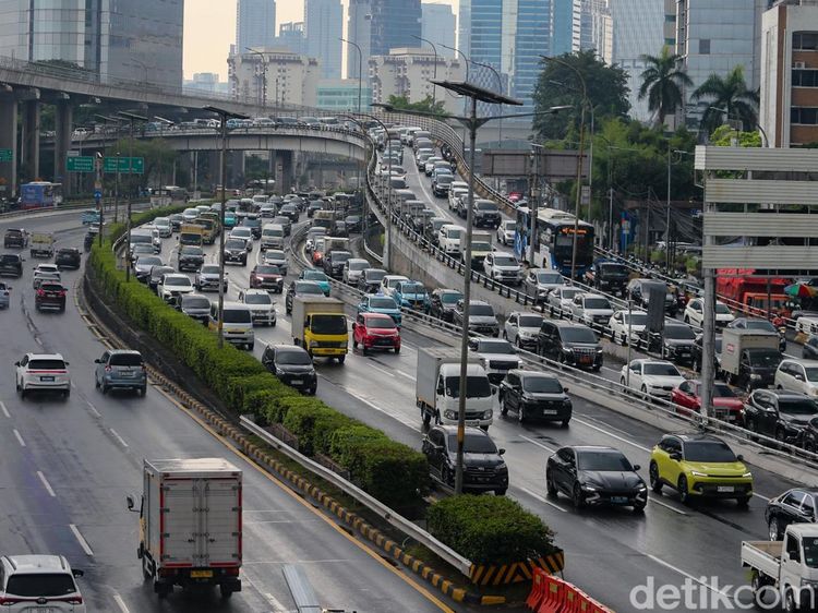 Wacana DJP Pungut Pajak Jalan Tol
