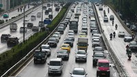 Rencana pengenaan PPN atas jasa jalan tol muncul dalam Rencana Strategis (Renstra) DJP 2025-2029. Kebijakan itu disusun dalam Rancangan Peraturan Menteri Keuangan (RPMK) tentang Memperluas Basis Pajak dalam Rangka Pengenaan Pajak yang lebih Adil, dengan rencana penyelesaian pada 2028.