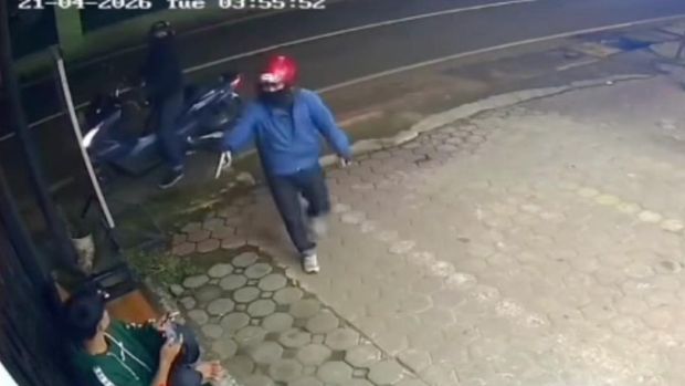 Begal handphone di Bandung