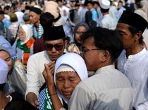 Bingkai Sepekan: Perjalanan Haji Dimulai