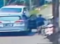 Ulah Tak Beradab Sopir Buka Pintu Mobil-Jatuhkan Bocah Pesepeda Lalu Kabur