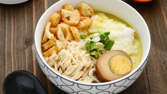 Resep Bubur Ayam Kuah Kuning ala Abang-Abang Buat Sarapan