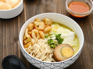 Resep Bubur Ayam Kuah Kuning ala Abang-Abang Buat Sarapan
