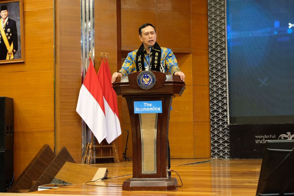 Dirut BULOG Raih “Indonesia Best 50 CEO Awards 2026”, Perkuat Capaian Rekor Stok Beras 5 Juta Ton, Kamis (23/4/2026). (Dok. Bulog)