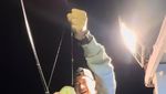 Keren! Eza Gionino Jago Mancing, Berhasil Tangkap Ikan Jumbo