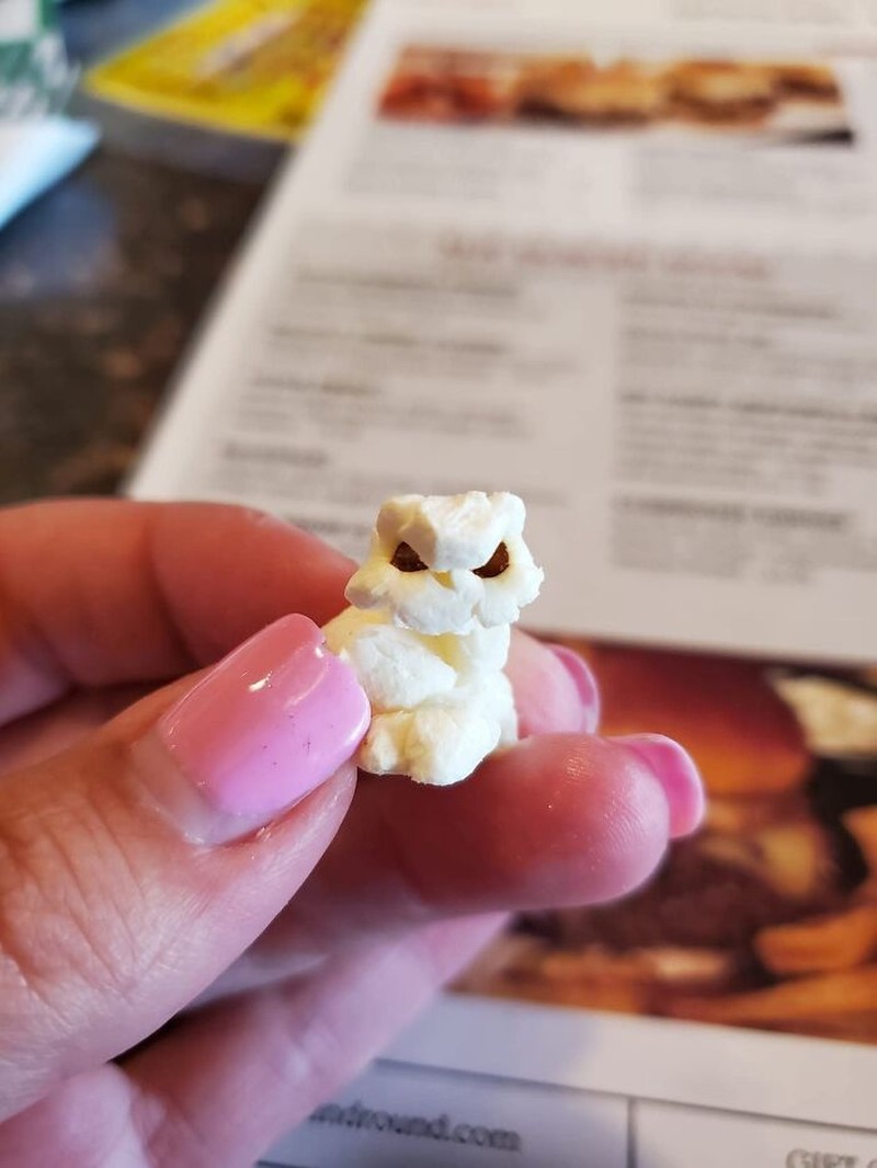 Foto Benda Seolah Punya Wajah