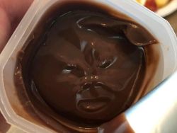 Ngeri tapi Nyata! Benda Sehari-hari Ini Seolah Punya Wajah