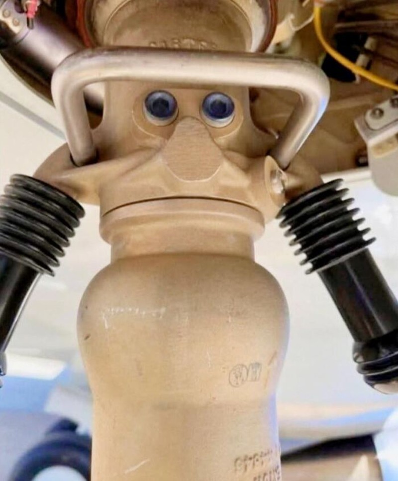 Foto Benda Seolah Punya Wajah