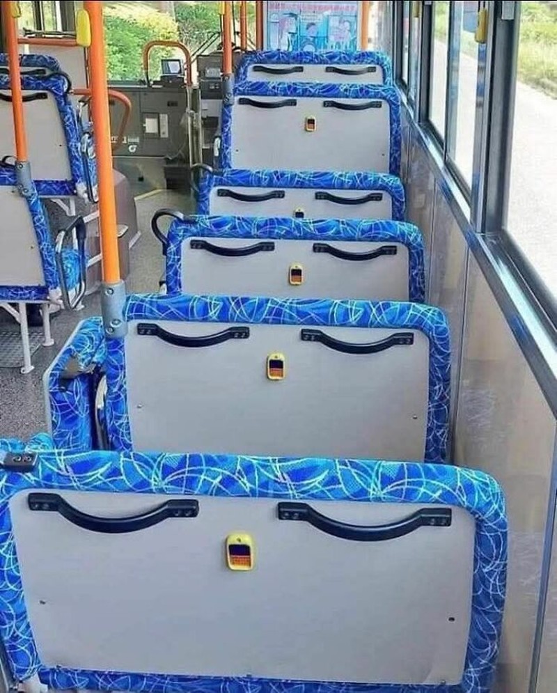 Foto Benda Seolah Punya Wajah