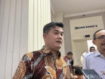 Atasi Sumbatan Sungai Penyebab Banjir Palembang, DLHK Sasar Sampah Besar
