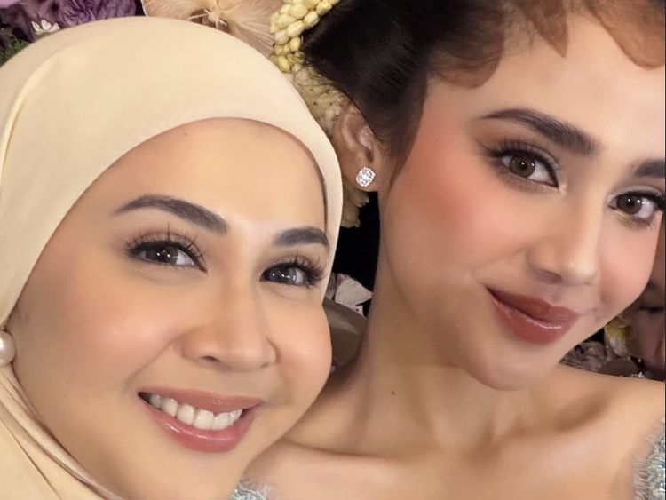 Visual Lebih Dekat Syifa Hadju di Pengajian dan Siraman Jelang Nikah