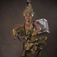 Viral Kostum Nasional Unik Puteri Indonesia Sumsel, Jadi Tukang Pempek Sepeda