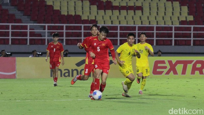 Laga final Piala AFF U-17 antara Malaysia vs Vietnam