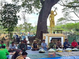 Patung Lama Marsinah Dipasang di Area Makam, Jadi Simbol Kebersamaan