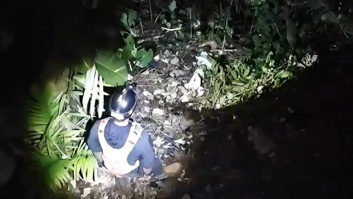 Pencarian wanita diduga loncat ke jurang di Bogor (dok. Istimewa)