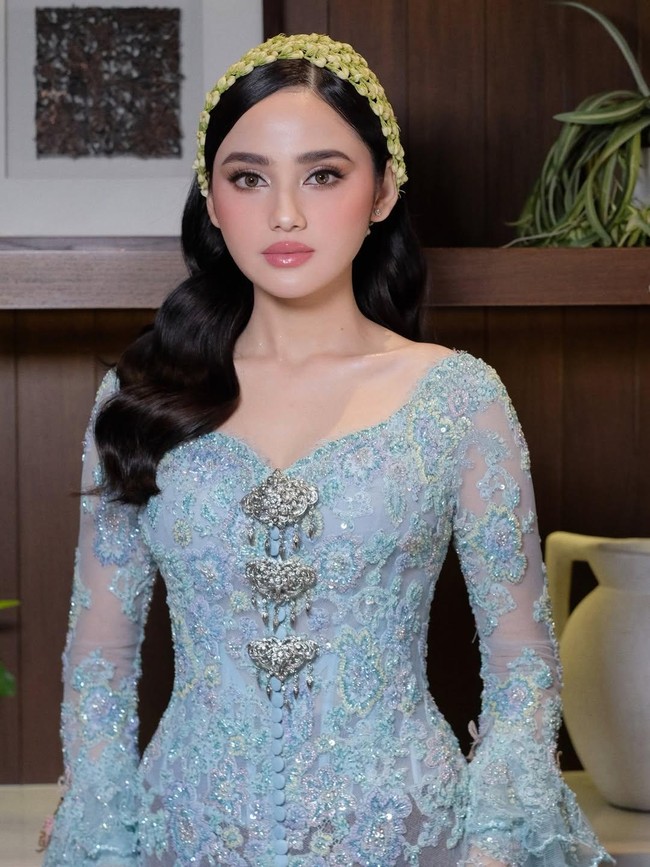 Potret Syifa Hadju Pengajian & Siraman Jelang Pernikahan, Cantik Paripurna
