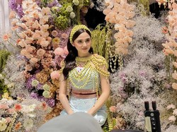 Didiet Maulana Izinkan Kreasi Ulang Jubah Melati Syifa Hadju yang Curi Atensi