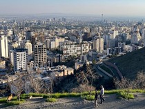 Kelangkaan Barang dan Ketakutan Menghantui Masyarakat Iran