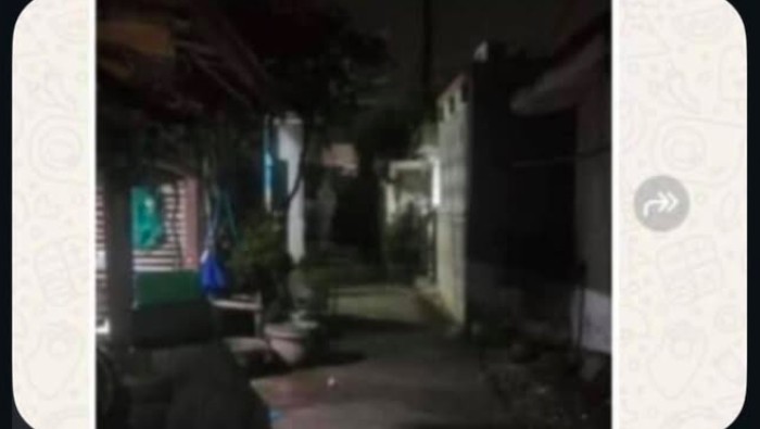 Polisi mengecek kebenaran soal viral penampakan pocong di Pasir Putih, Sawangan, Kota Depok, Jawa Barat. Polisi memastikan kabar penampakan pcong tidak benar. (dok Ist)