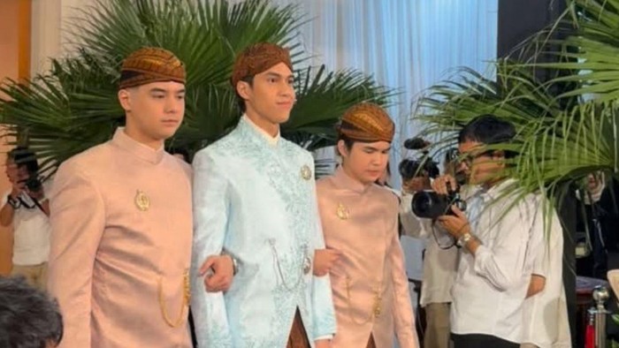Potret Pengajian hingga Siraman El Rumi