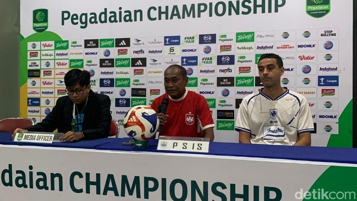 Konferensi pers PSIS Semarang jelang lawan Kendal Tornado FC di Stadion Jatidiri Semarang, Jumat (24/4/2026).