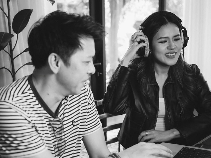 Raisa dan Ariel NOAH