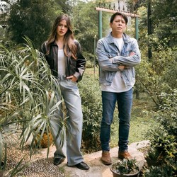 Raisa Bareng Ariel NOAH: Senang Dengar Suaramu Lagi