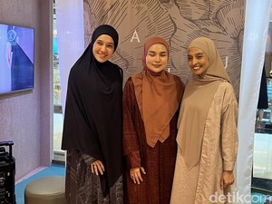 Ria Miranda Hadirkan Koleksi Khimar dan Abaya Stylish untuk Ibadah Haji
