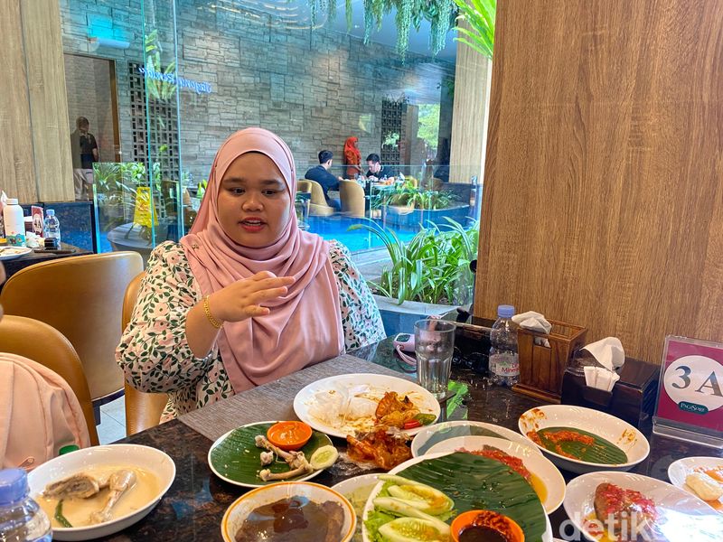 Template Menu Makan Siang ala Turis Malaysia di Pagi Sore PIK