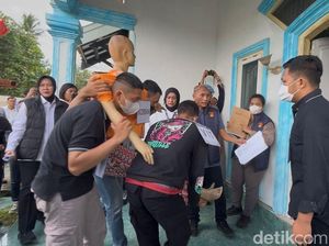 Rekonstruksi Polisi Perkosa Remaja di Jambi: Sejawat Sempat Larang Masuk Kos