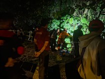 Wanita Diduga Loncat ke Jurang 5 Meter di Bogor, Tim SAR Sisir Lokasi