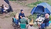 Jangan tinggalkan sampah dan matikan api unggun saat tidur