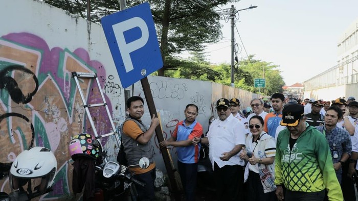Wagub DKI Jakarta Rano Karno mengatakan lahan milik BUMD Sarana Jaya akan dimanfaatkan menjadi lokasi park and ride untuk mengatasi parkir liar di Lebak Bulus (dok Pemprov DKI)