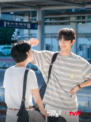 Intip Momen BTS Syuting Yumis Cells 3