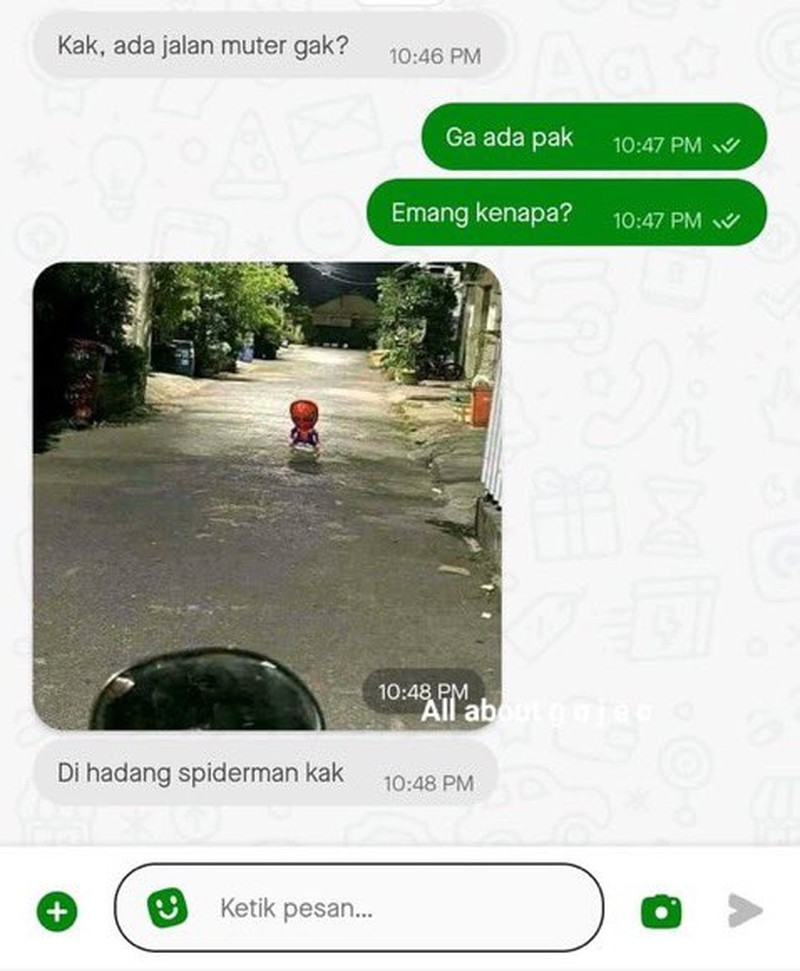 Chat Driver dan Penumpang Bikin Ngakak
