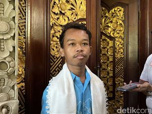 Kisah Dhani, Remaja Denpasar Menuju Tanah Suci