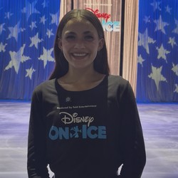 Totalitas Pemain Disney on Ice 2025 Main Ice Skating agar Gak Jatuh