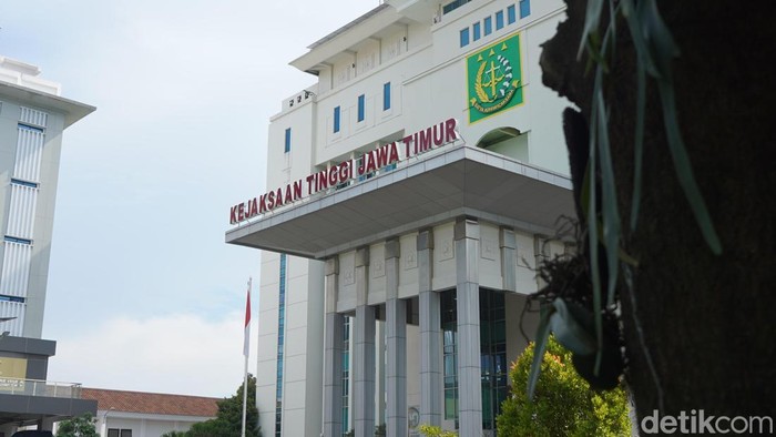 Kantor kejaksaan tinggi Jawa Timur (Jatim)