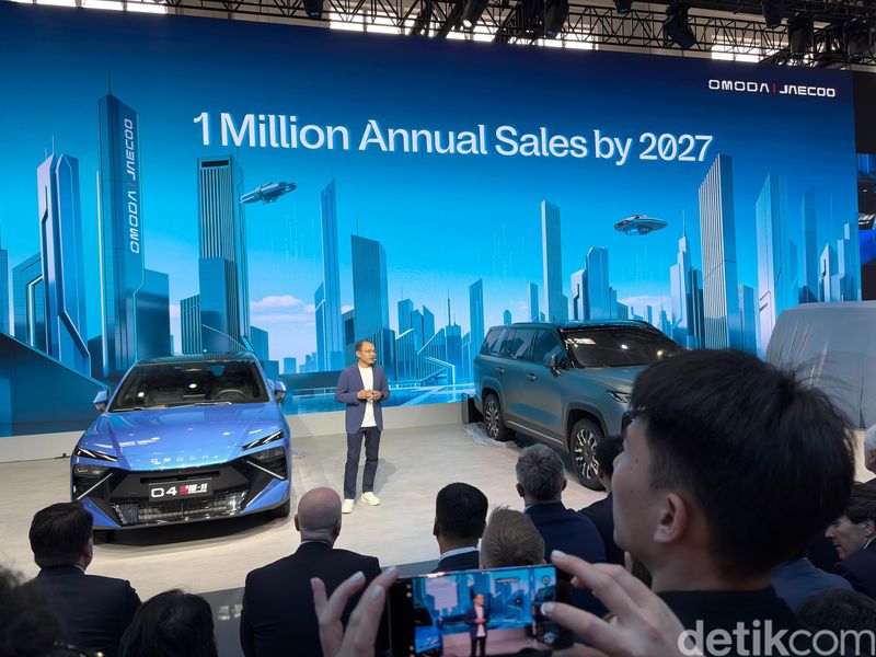 Launching Omoda O4 Launching Omoda O4 di Beijing Autoshow 2026