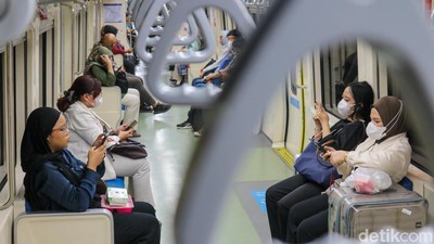 LRT Jabodebek Catat Lonjakan Penumpang