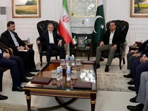 Menlu Iran Bertemu Panglima Militer Pakistan, Bahas Potensi Dialog dengan AS