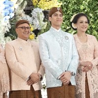 Gaya Maia Estianty Dampingi El Rumi Prosesi Siraman, Wejangannya Bikin Haru