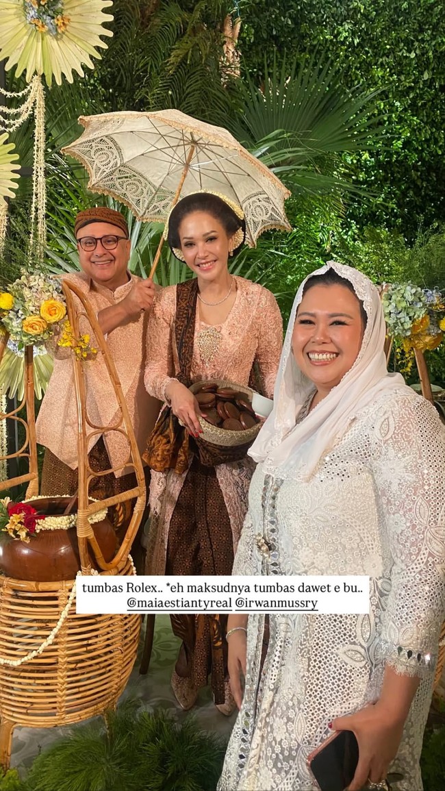 Bersama suaminya Irwan Danny Mussry, Maia Estianty akan mendampingi El Rumi di hari pernikahannya yang akan dilangsungkan pada 26 April 2026 bertempat di Hotel Raffles Jakarta. Foto: dok. Instagram @maiaestiantyreal